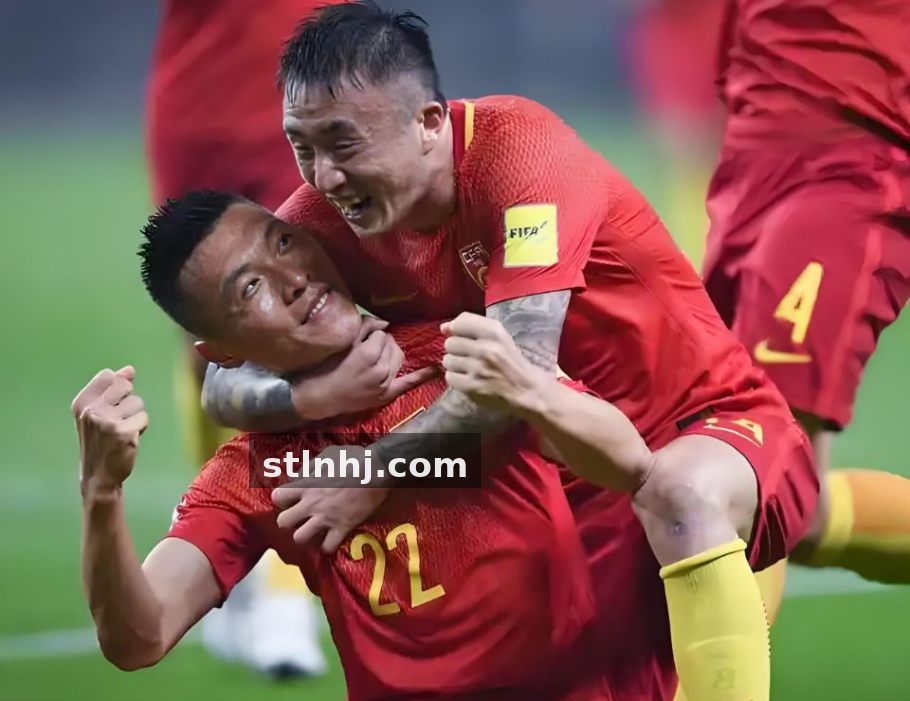 哈哈体育 高位压迫遇上低位防线：赛季中段强强对话的战术博弈与数据观察